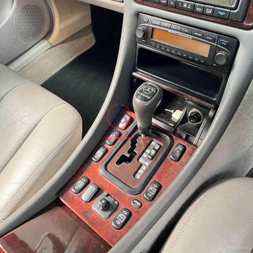 Mobil Susah Masuk Gigi Mundur