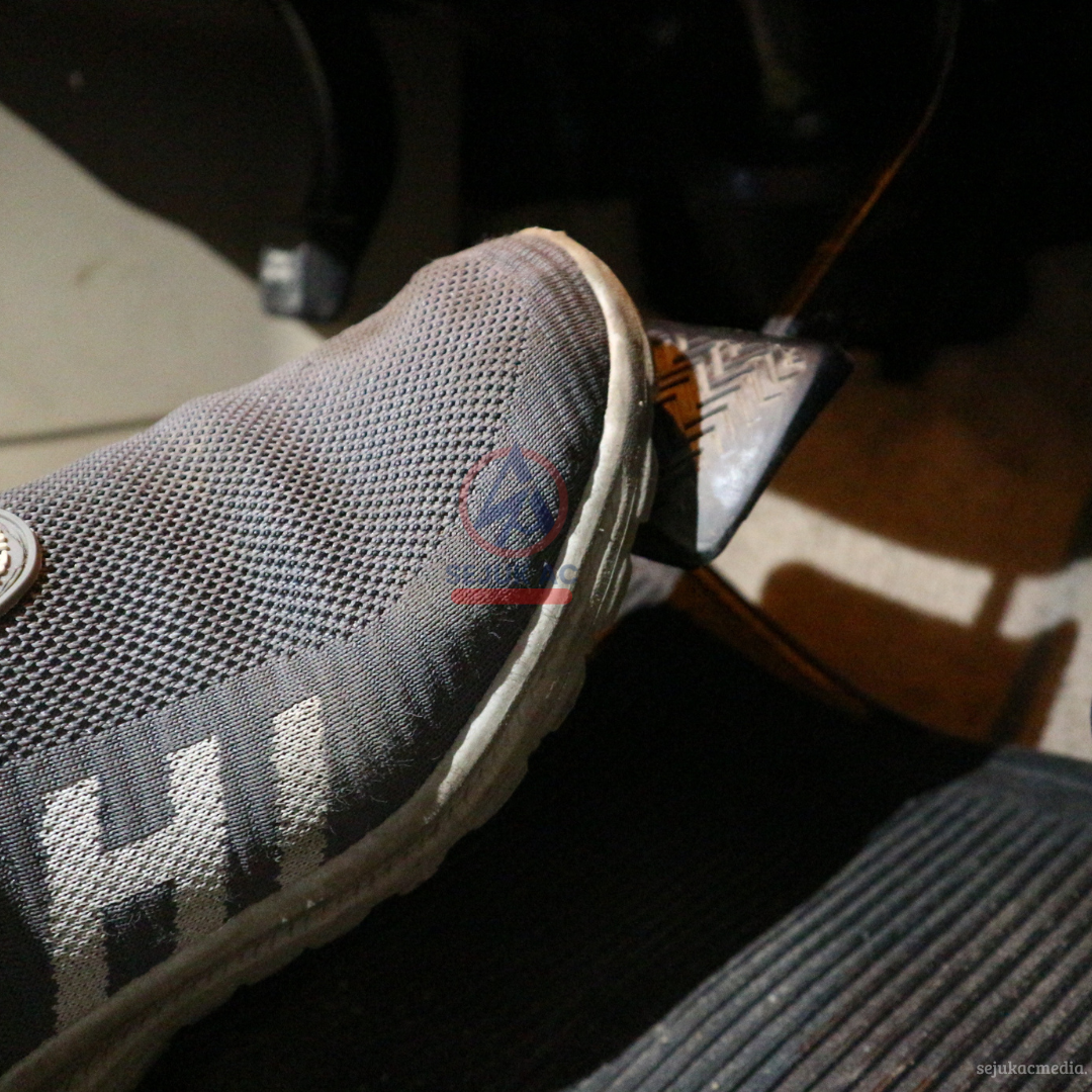 penyebab kopling manual keras